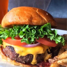 Burger and fries anyone? 🍔🍟 Satisfy your cravings at tbonzofaugustaevans, just a quick 10-minute drive from The Heron at River Island!
. . .
#georgiafoodie #cheeseburger #burgerandfries #evansgeorgia #southeastbeasts #southeastbeastmode #luxuryliving #unwind #adventure #thrive #riverisland #augustaga #martinezga #theheronatriverisland #heronatriverisland #livetheheron Instagram post from @livetheheron on May 26, 2023 14:25:27pm